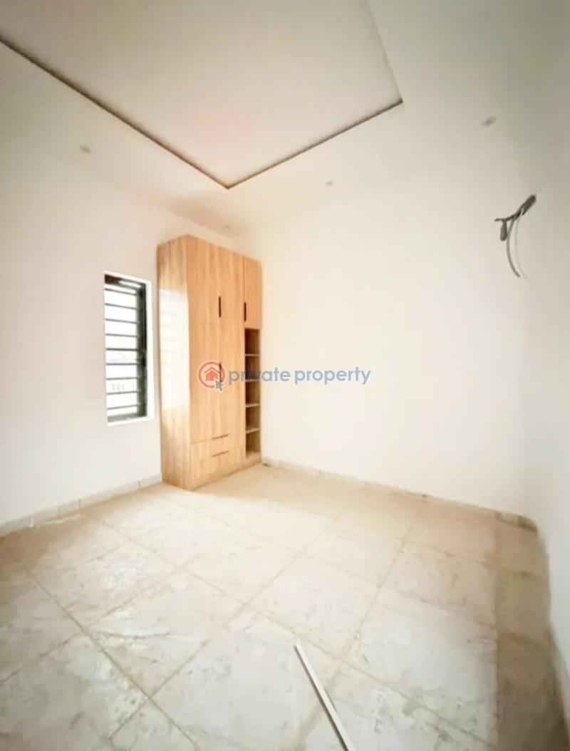 5 bedroom Detached Duplex For Sale Magodo GRA Phase 1 Ojodu Lagos - 10