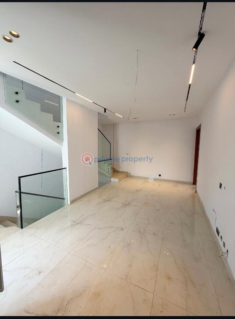5 bedroom Detached Duplex For Sale Banana Island Ikoyi Lagos - 3