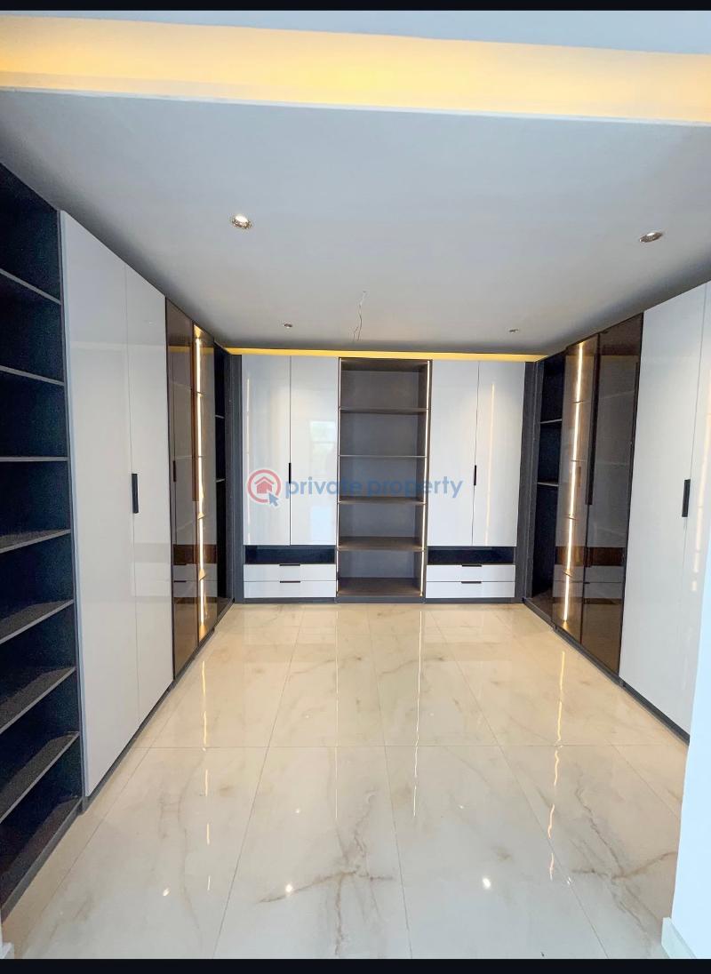 5 bedroom Detached Duplex For Sale Banana Island Ikoyi Lagos - 11