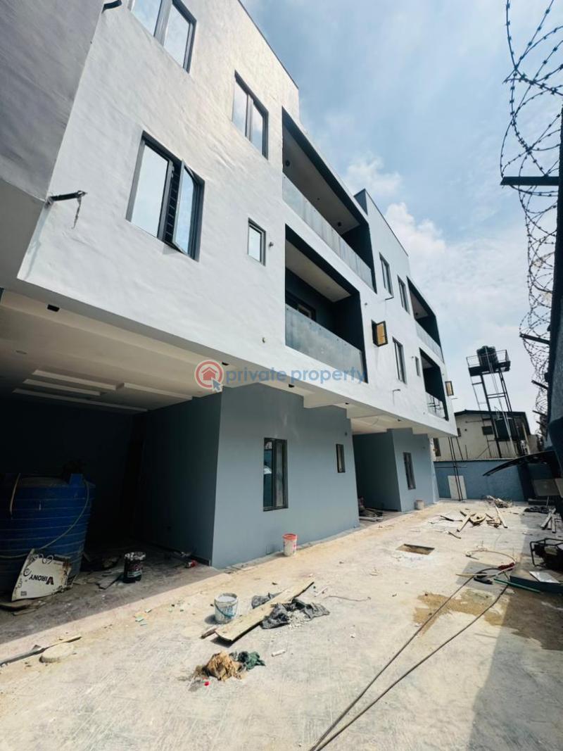 5 bedroom Detached Duplex For Sale Ogudu GRA Lagos - 3