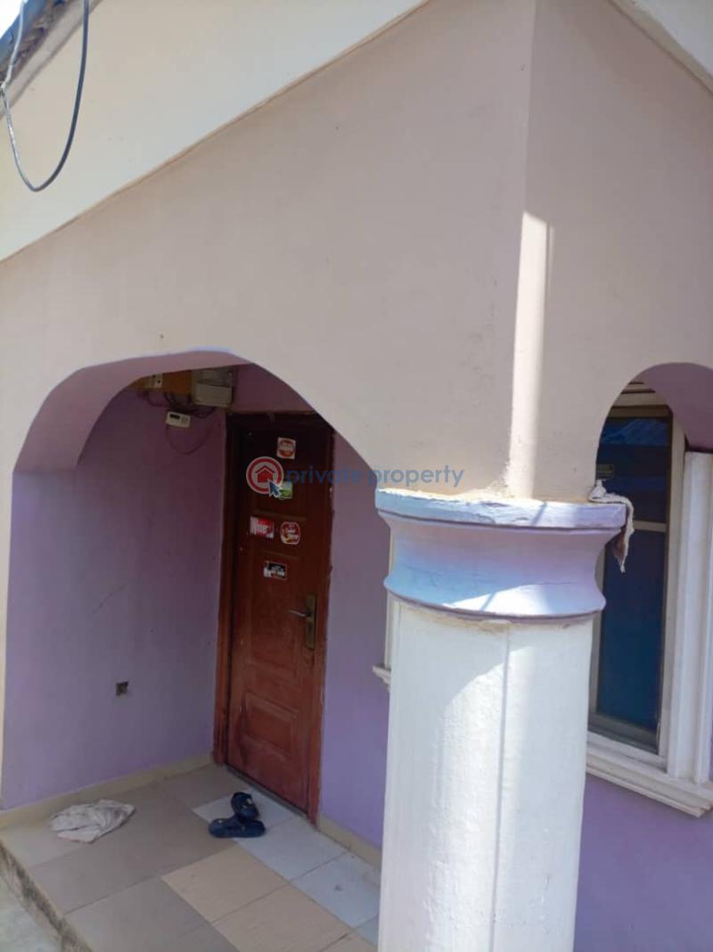 House For Sale 📍ire Akari Estate, New Felele, Soka, Ibadan. Akala Express Ibadan Oyo - 5