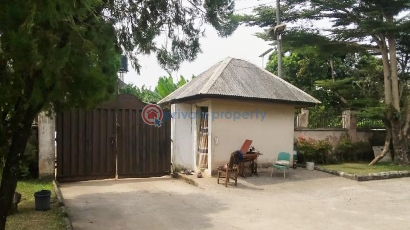 5 bedroom Duplex For Sale Off 2nd Ugbor Road, Gra, Benin City Benin Edo - 4