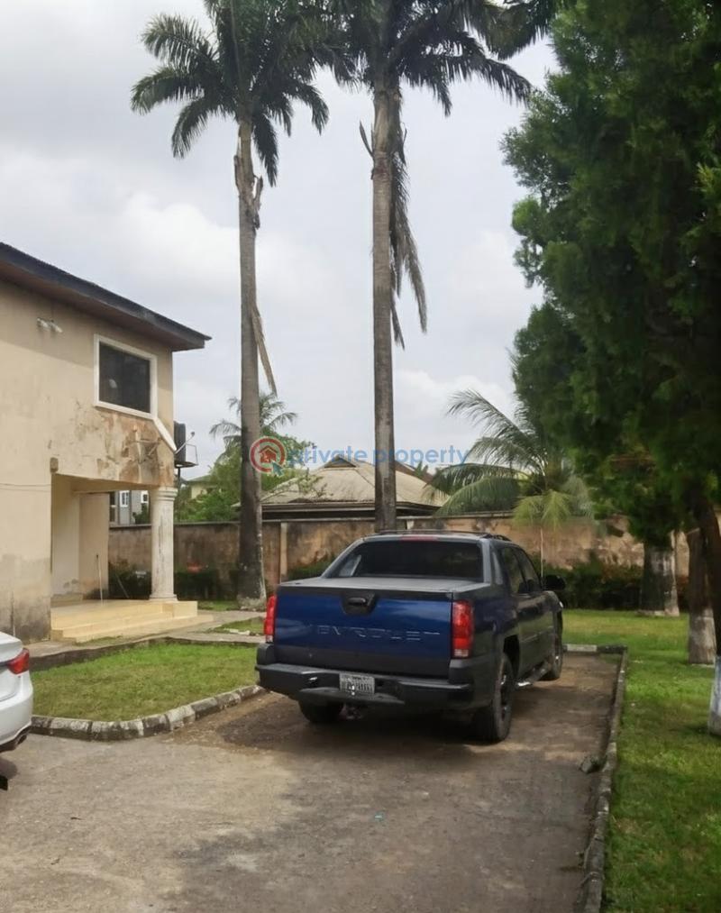 5 bedroom Duplex For Sale Off 2nd Ugbor Road, Gra, Benin City Benin Edo - 3