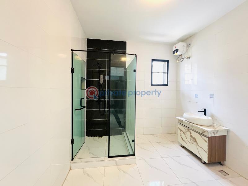 5 bedroom Detached Duplex For Sale Orchid Road By Chevron Tollgate Lekki Lekki Expressway Lagos - 11