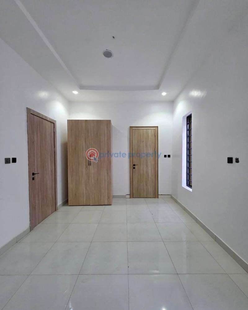5 bedroom Detached Duplex For Sale Victoria Garden City Lekki Lagos - 2