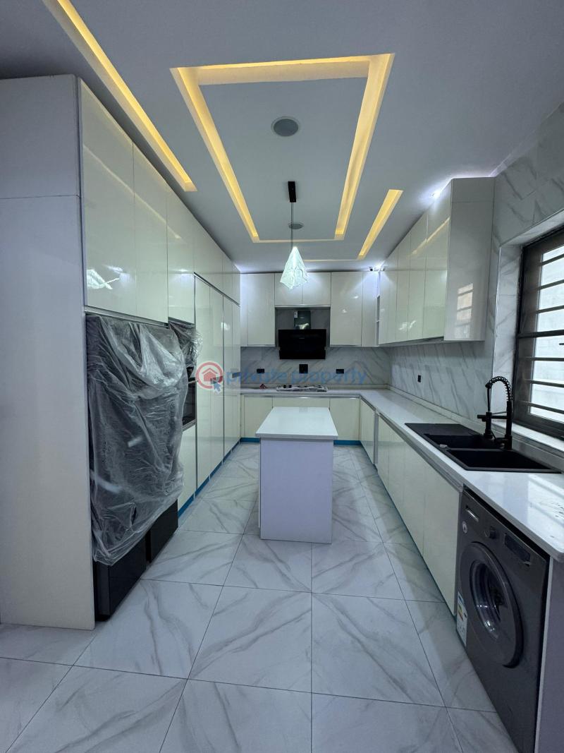 5 bedroom Duplex For Sale Chevron Drive Lekki Lagos - 3