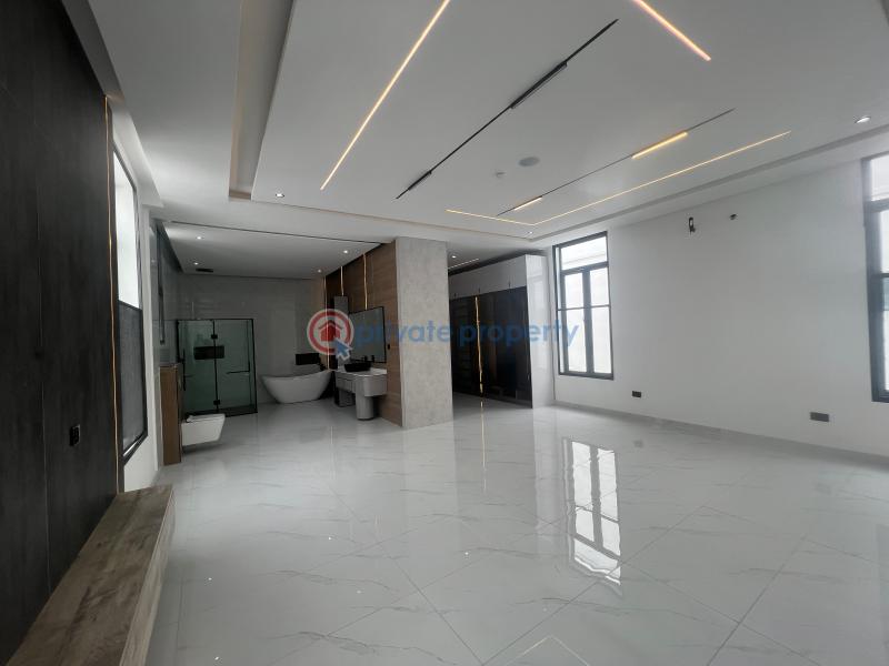5 bedroom Detached Duplex For Sale Orchid Road Lekki Along Lekki Expressway Lagos - 16