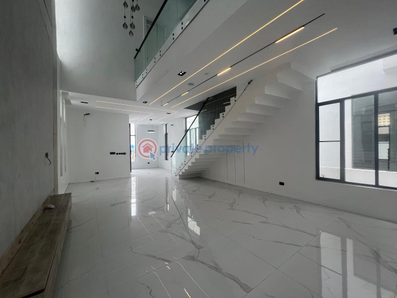 5 bedroom Detached Duplex For Sale Orchid Road Lekki Along Lekki Expressway Lagos - 3