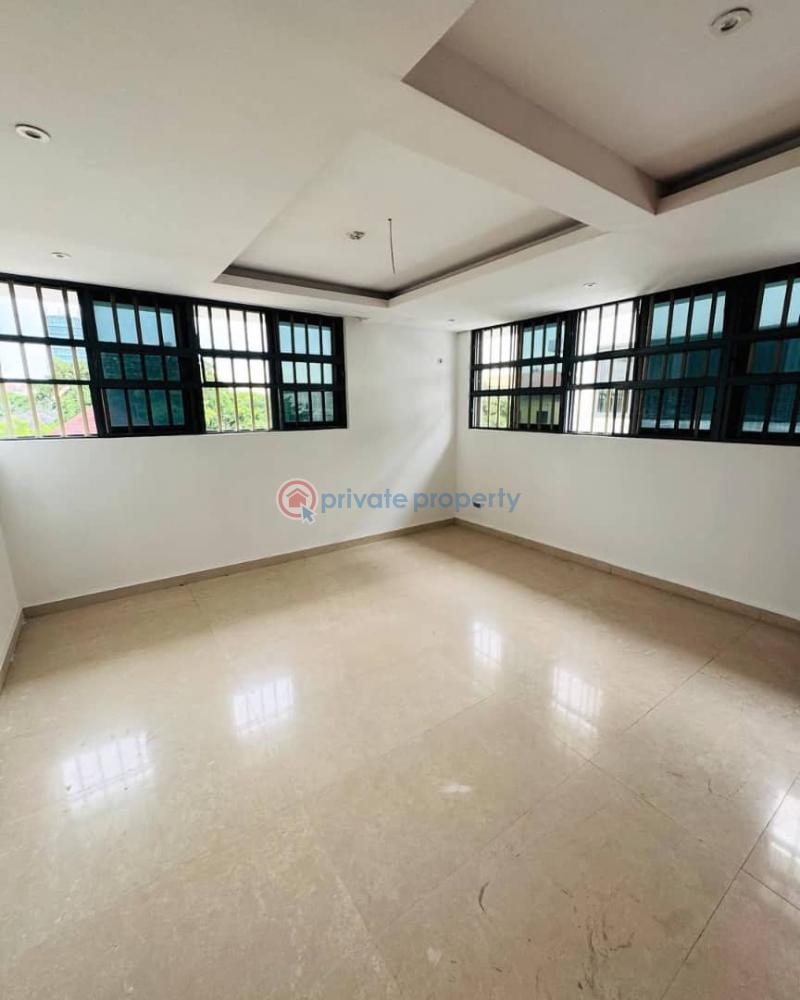5-bedroom duplex with swimming pool - 16 5 bedroom Detached Duplex For Sale Old Ikoyi Lagos - 16