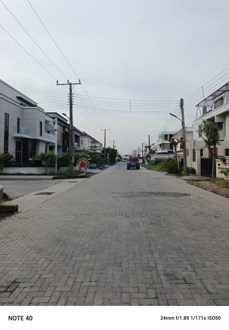 5 bedroom Detached Duplex For Sale Osapa London Lekki Lagos - 15