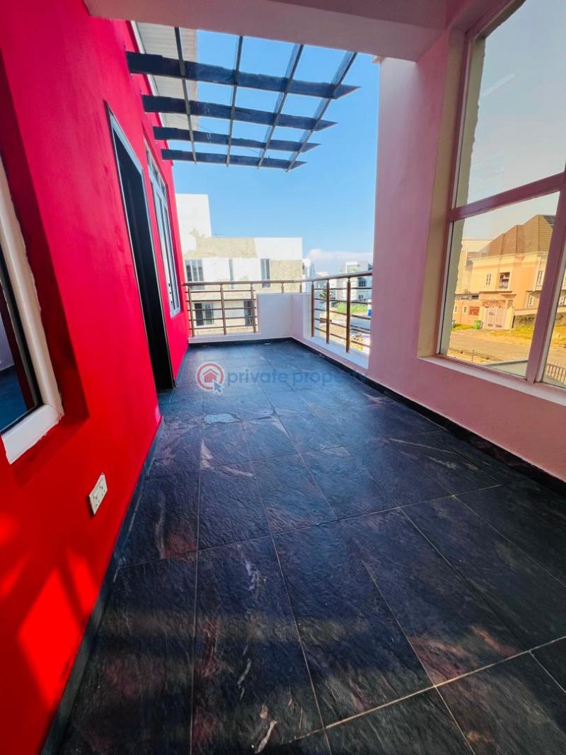 5 bedroom Detached Duplex For Sale Pinnock Beach Estate Osapa Lekki Lagos - 4