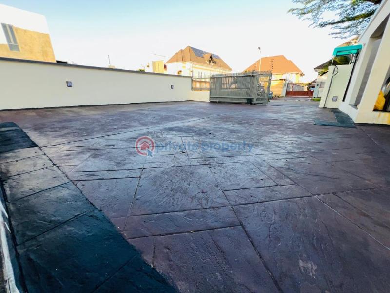 5 bedroom Detached Duplex For Sale Pinnock Beach Estate Osapa Lekki Lagos - 6