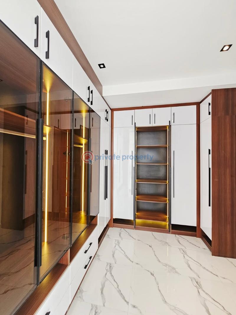 5 bedroom Detached Duplex For Sale Lekki Phase 1 Lagos - 13