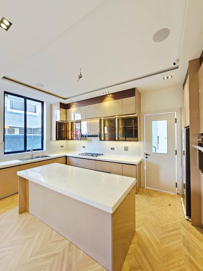 5 bedroom Detached Duplex For Sale Lekki Phase 1 Lagos - 3