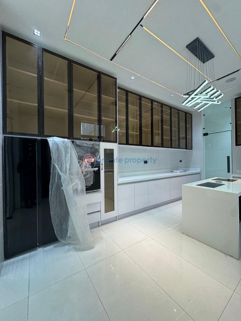 5 bedroom Detached Duplex For Sale 2nd Toll Gate Along Lekki Expressway Lagos - 5