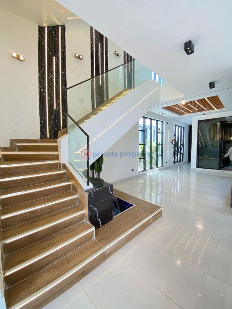 5 bedroom fully detached apartment - 1 5 bedroom Detached Duplex For Sale Chevron Lekki Lagos Chevron Drive Lekki Lagos - 1