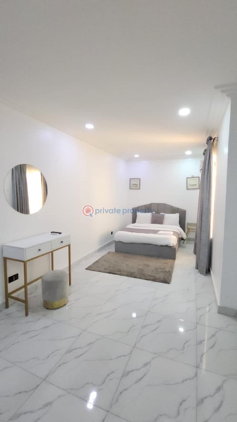 5 bedroom fully detached apartment with pool/snooker/ at lekki phase 1 - 4 5 bedroom Flat & Apartment Short let Lekki Phase 1 Lagos - 4
