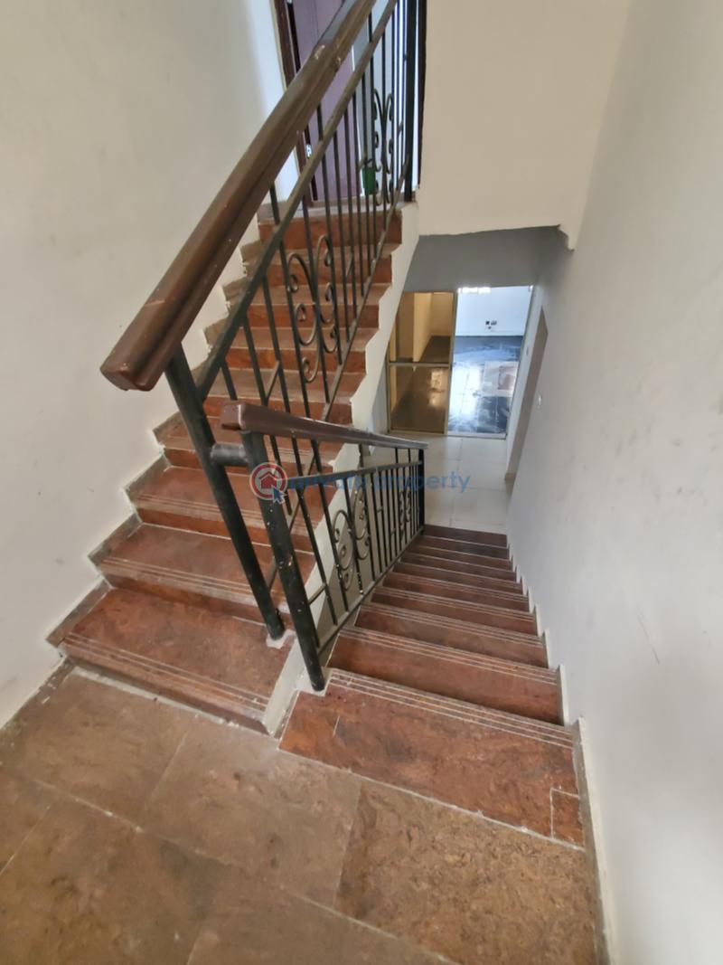 5 bedroom Detached Duplex For Sale Chevron Drive Lekki Lagos - 3