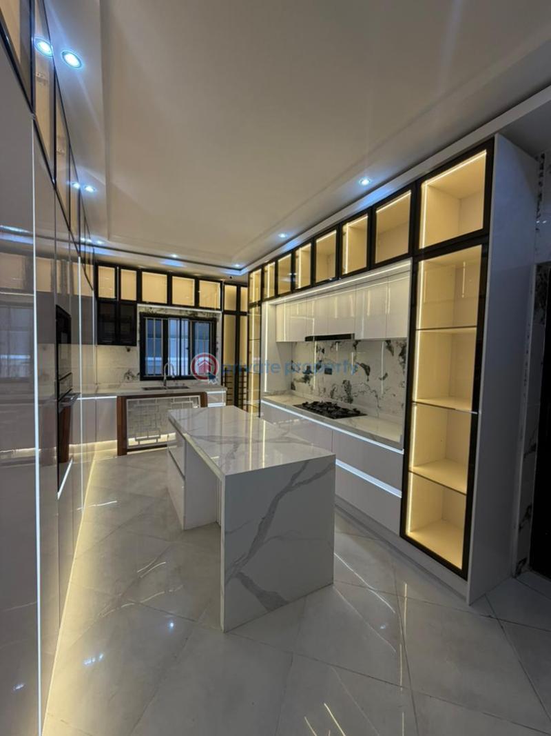5 bedroom Detached Duplex For Sale Lekki Phase 1 Lagos - 15