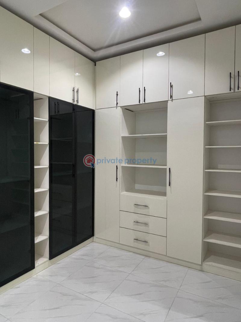 5 bedroom Detached Duplex For Sale Lekki Phase 1 Lagos - 4