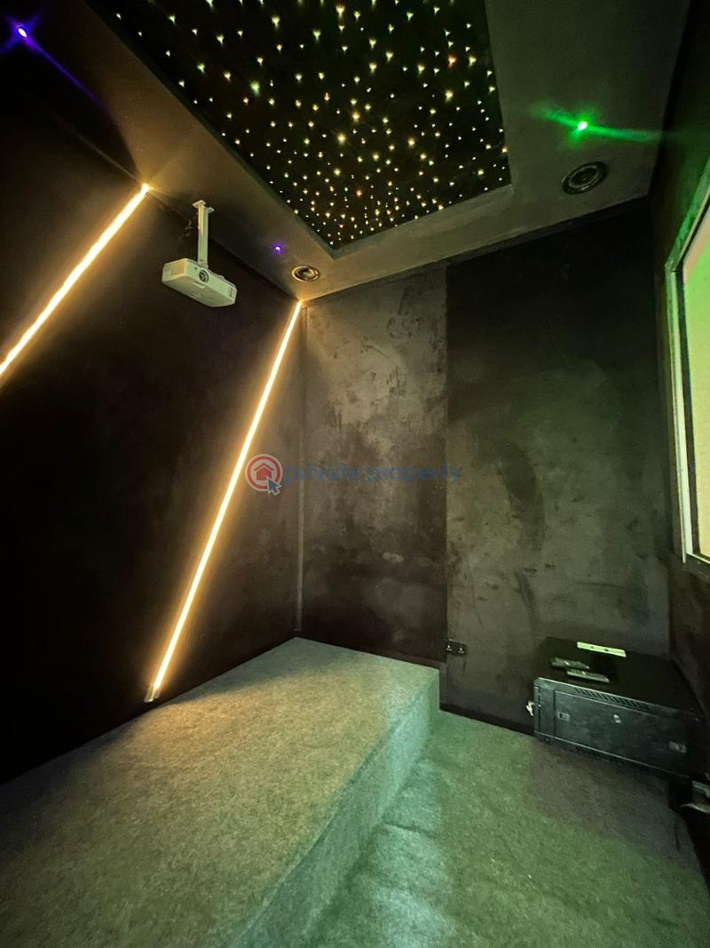 5 bedroom Detached Duplex For Sale Ikota Lekki Lagos - 10