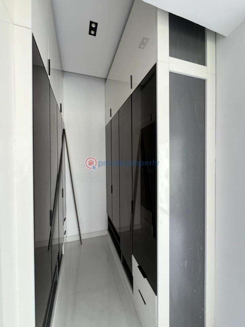 5 bedroom Flat & Apartment For Sale Idado Lekki Lagos - 6