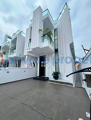 5 bedroom Detached Duplex For Sale Ikota Lekki Lagos - 0
