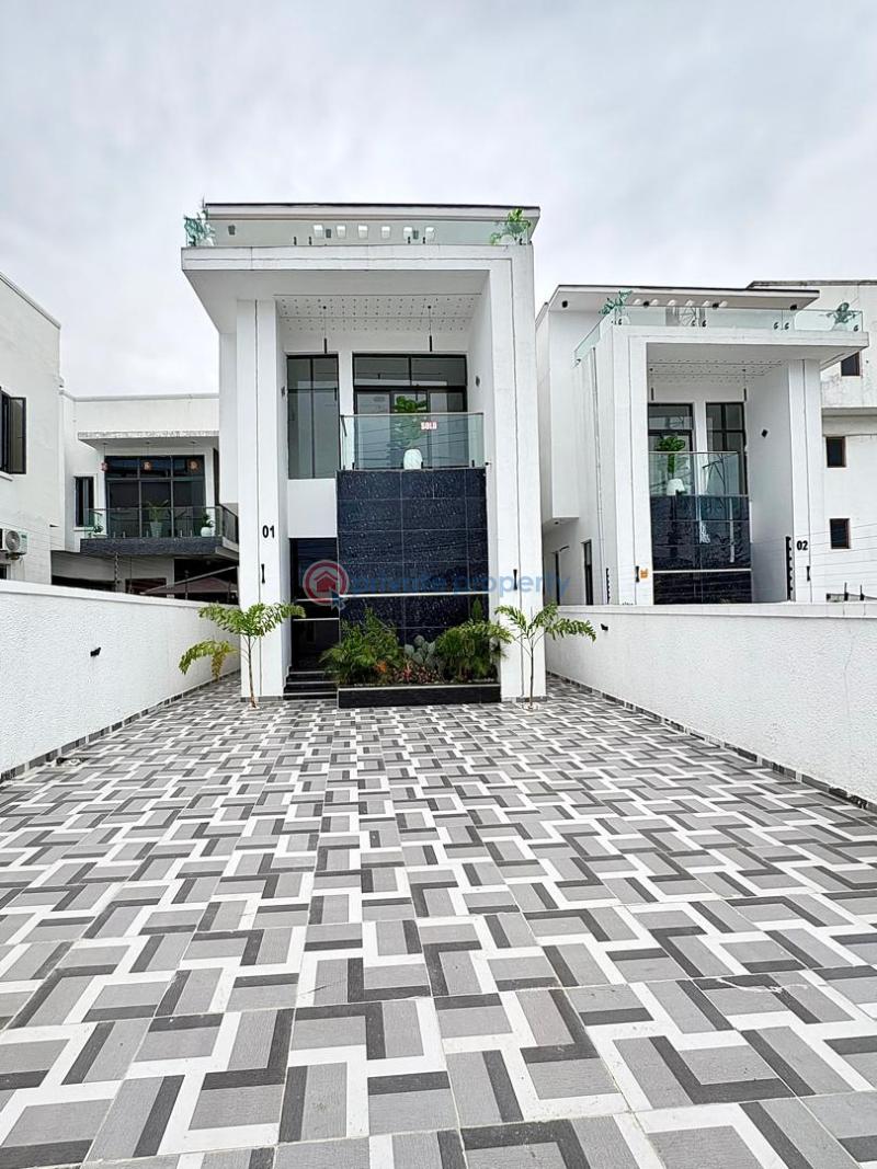 5 bedroom Detached Duplex For Sale Chevron Drive Lekki Lagos - 1