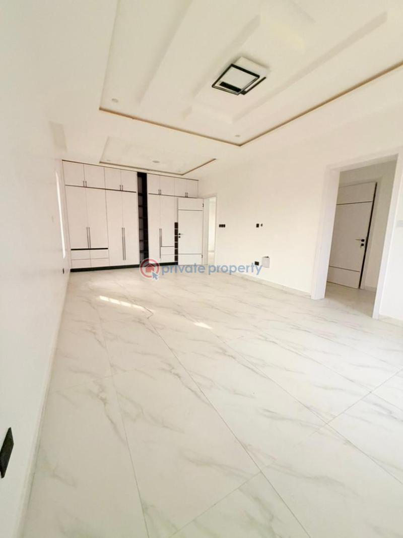 5 bedroom Detached Duplex For Sale Omole Phase 1 Ojodu Lagos - 3