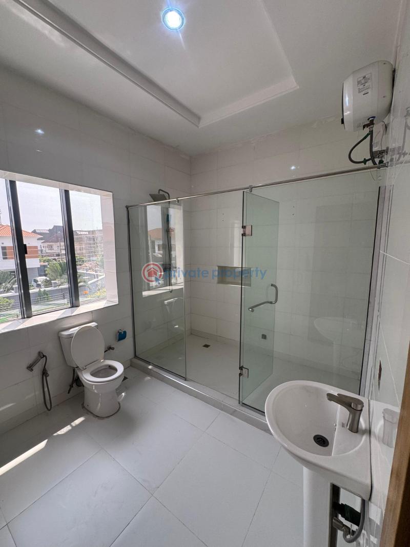 5 bedroom Detached Duplex For Rent Bakare Estate Chevron Drive Lekki Lagos - 11