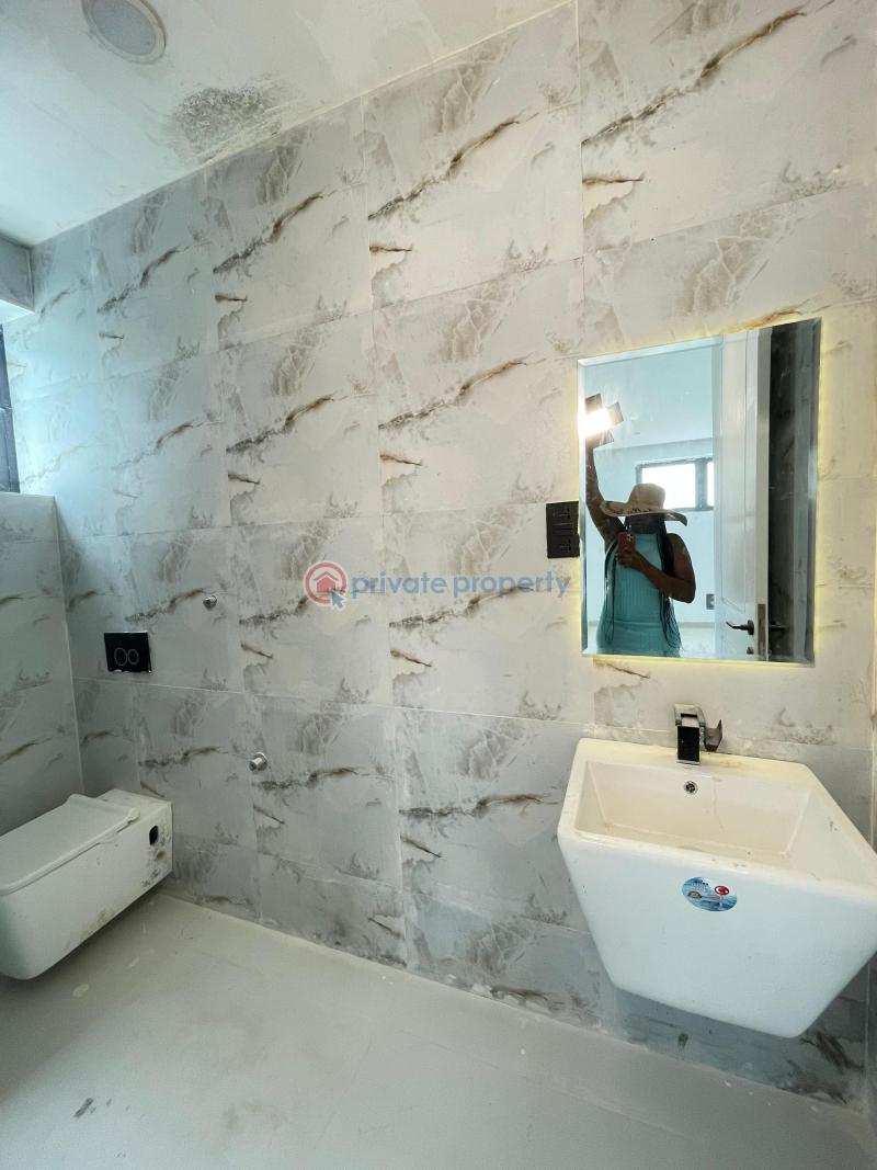 5 bedroom House For Sale Lekki Lagos - 11