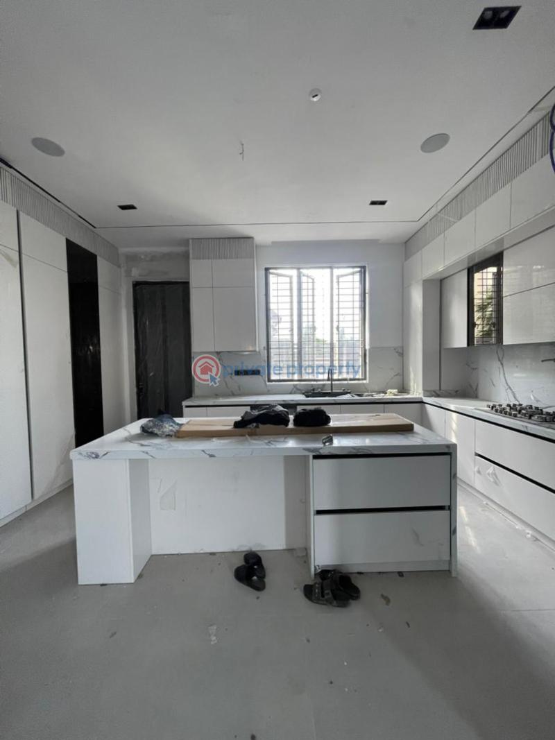 5 bedroom Detached Duplex For Sale Lekki Phase 1 Lagos - 13