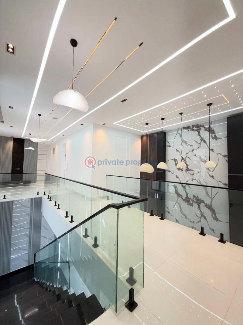 5 bedroom Detached Duplex For Sale Chevron Lekki Lagos - 5