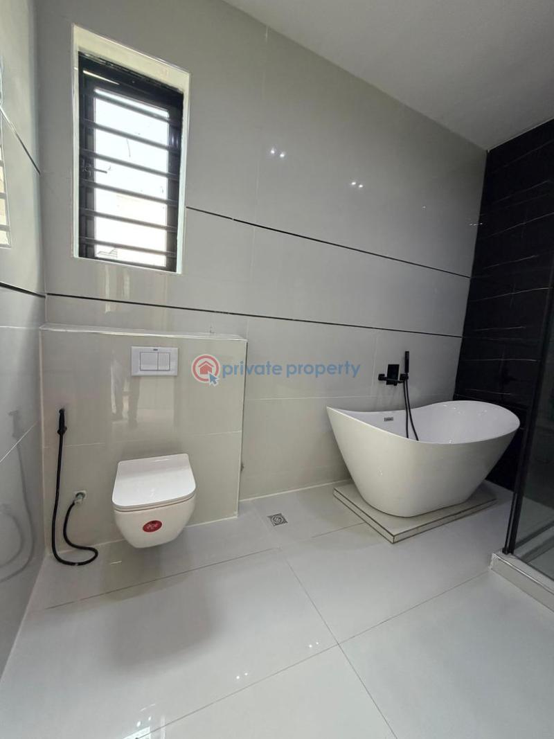 5 bedroom Detached Duplex For Sale Lekki Lagos - 0