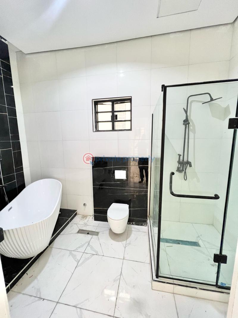 5 bedroom Duplex For Sale Chevron Drive Lekki Lagos - 1
