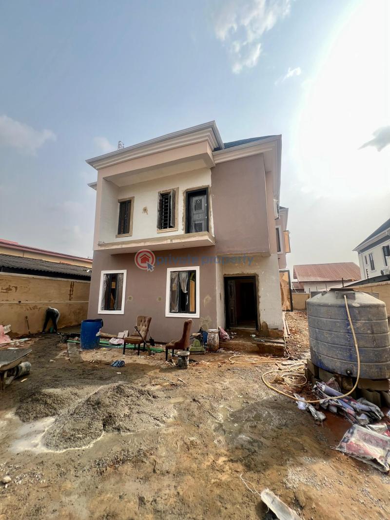 5 bedroom Detached Duplex For Sale Omole Phase 2 Ojodu Lagos - 1