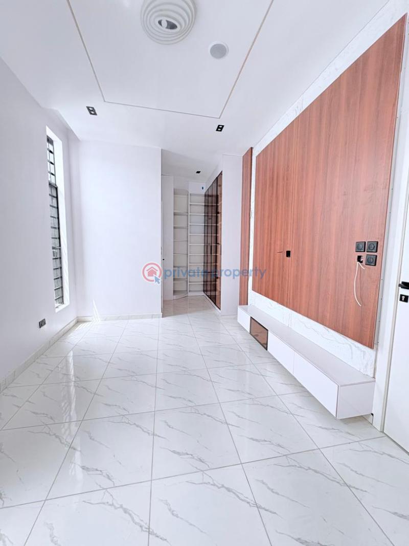5 bedroom Detached Duplex For Sale Ikota Lekki Lagos - 9