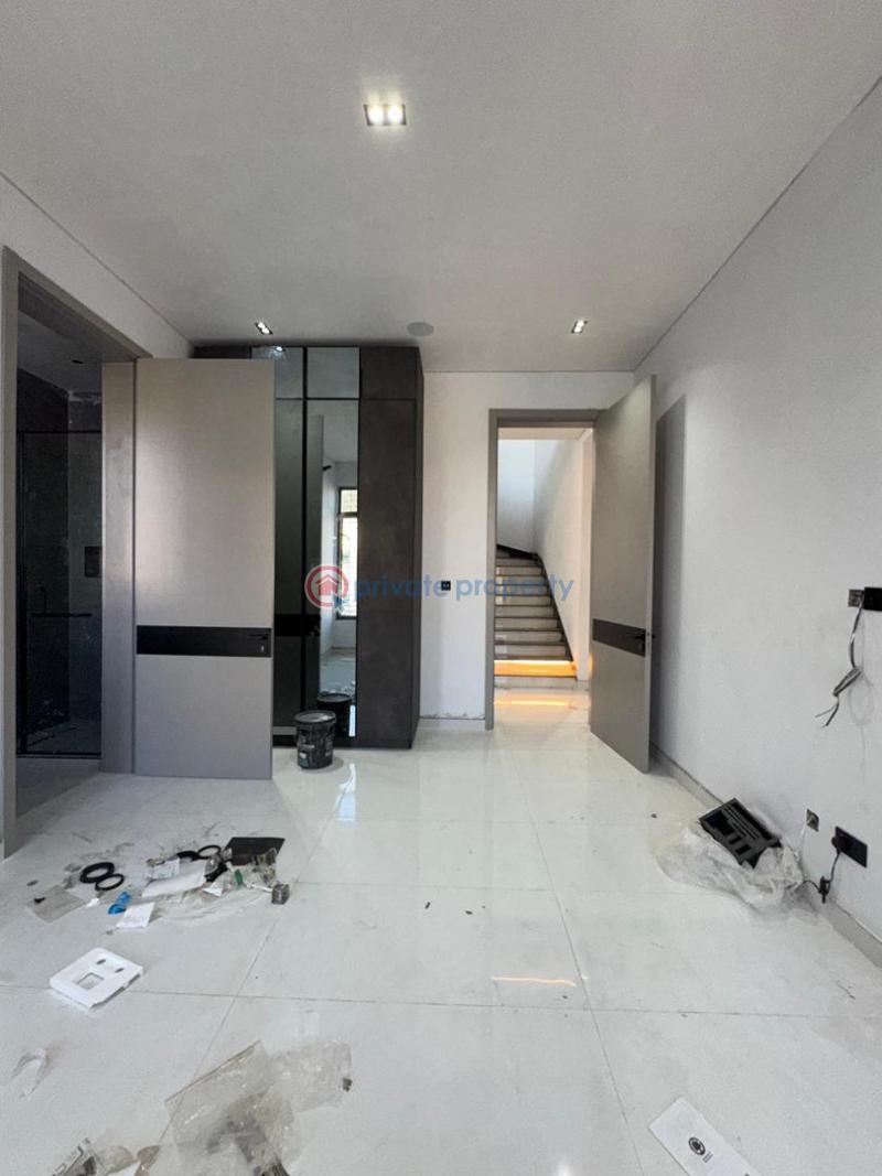 5 bedroom Detached Duplex For Sale Lekki Phase 1 Lagos - 8
