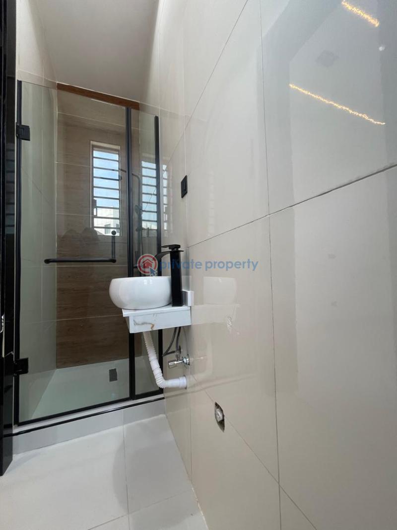 5 bedroom Detached Duplex For Sale Ikota Lekki Lagos - 17