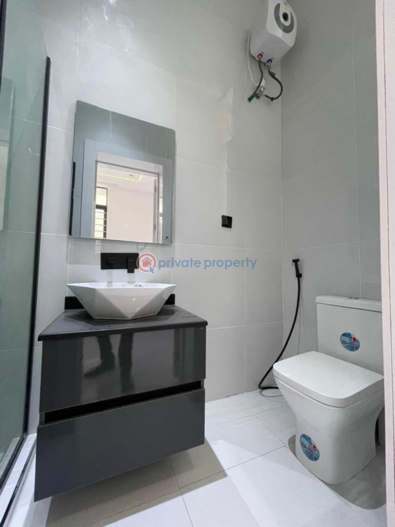5 bedroom Detached Duplex For Sale Lekki Lagos - 2