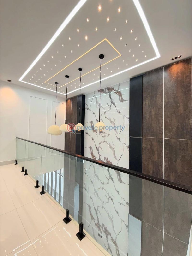 5 bedroom Detached Duplex For Sale Chevron Lekki Lagos - 8