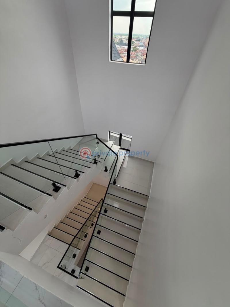 5 bedroom Detached Duplex For Sale Magodo GRA Phase 1 Ojodu Lagos - 6
