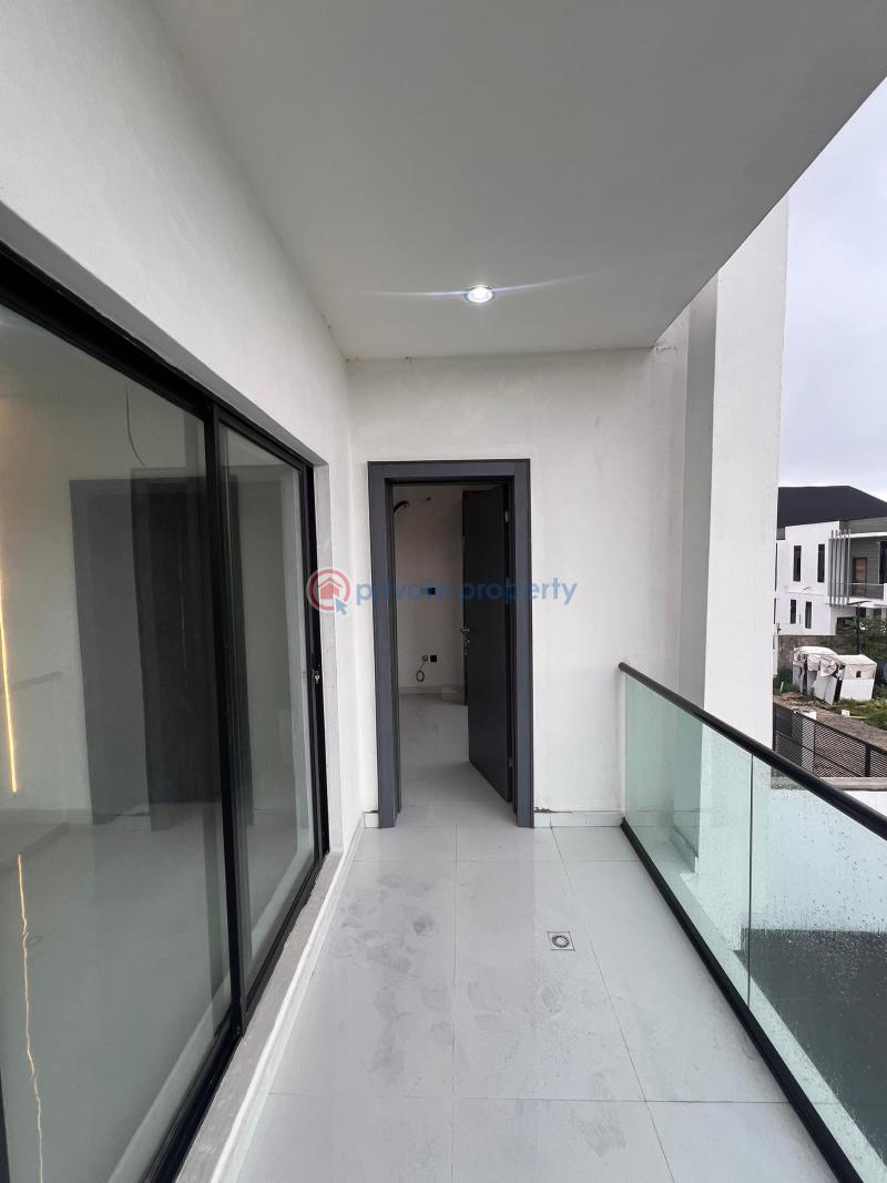 5 bedroom Detached Duplex For Sale Chevron Lekki Lagos - 3