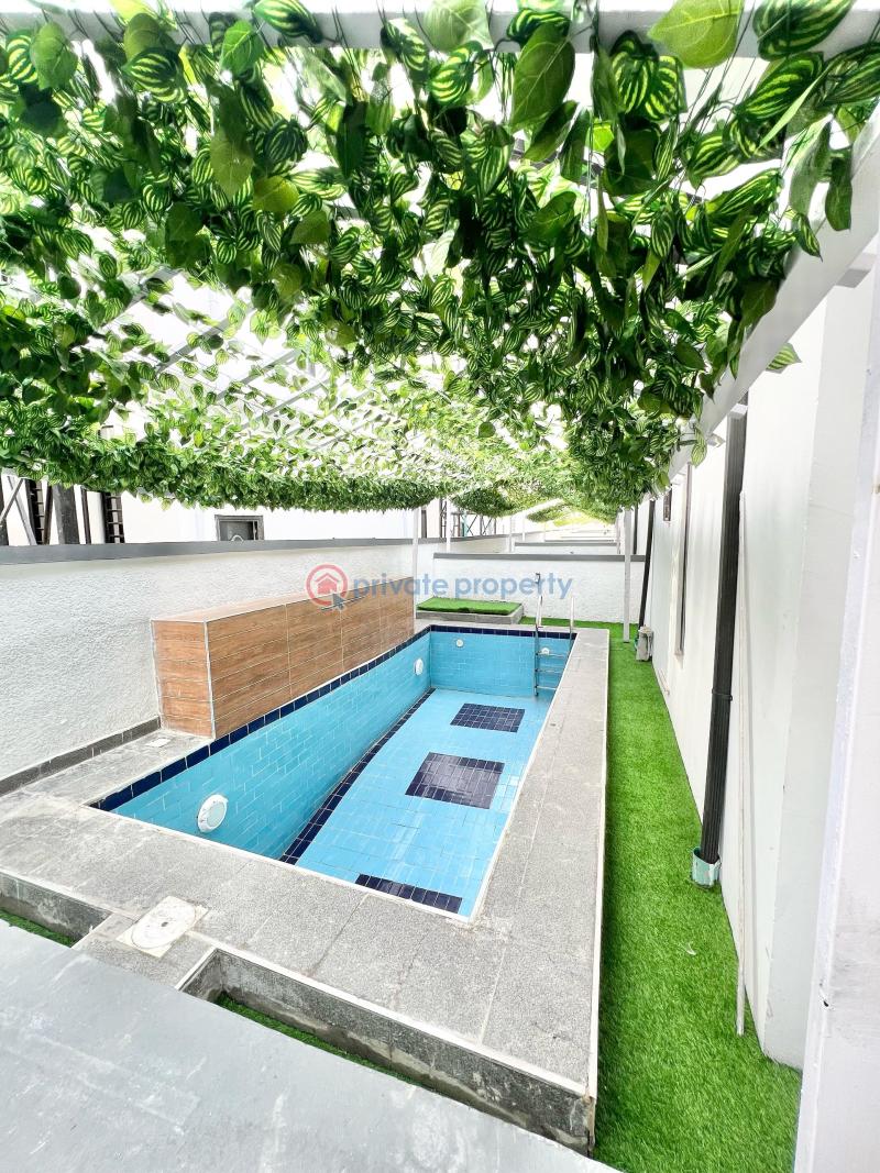 5 bedroom Duplex For Sale Chevron Drive Lekki Lagos - 1