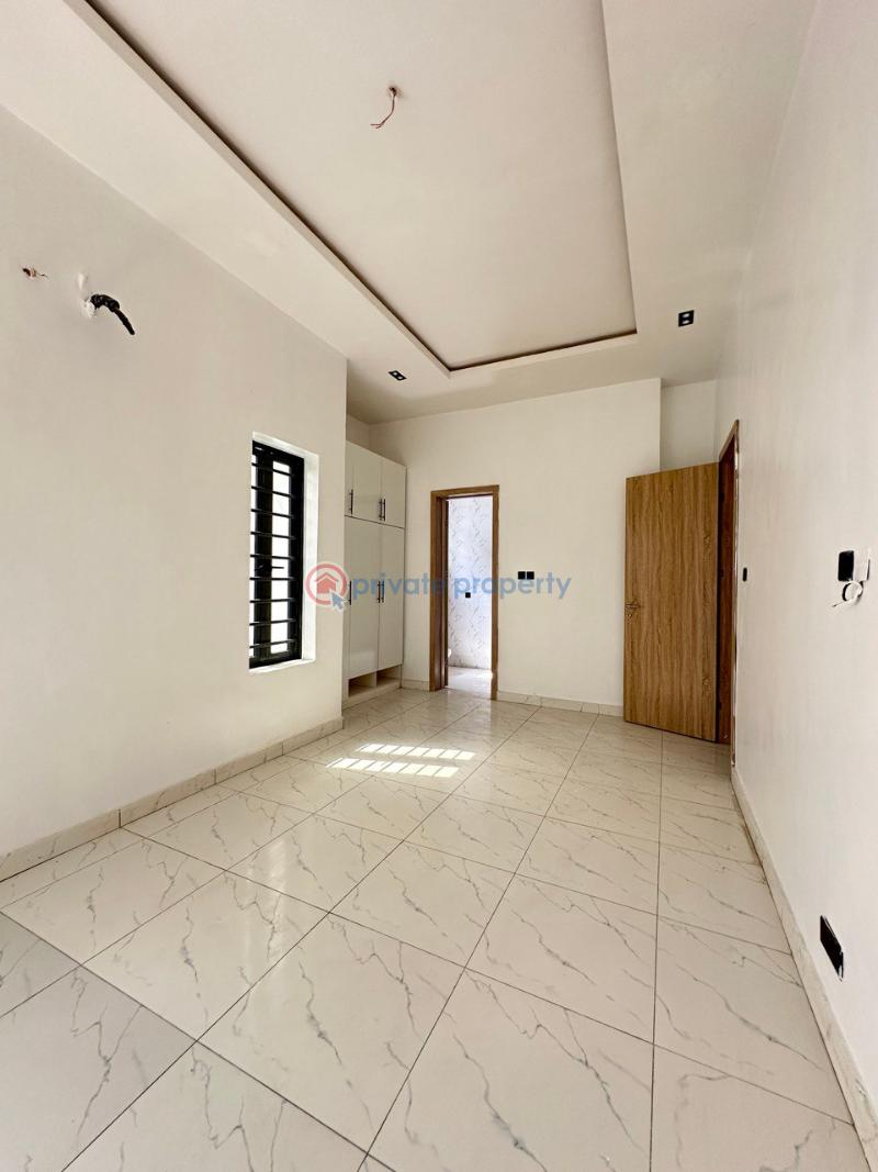 5 bedroom Detached Duplex For Sale Orchid Road Along Lekki Expressway Lagos - 11