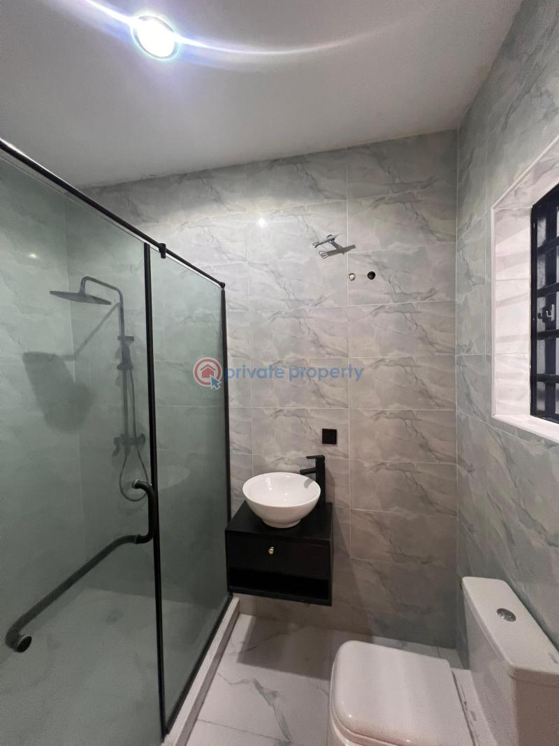 5 bedroom Detached Duplex For Sale Chevron Lekki Lagos - 11