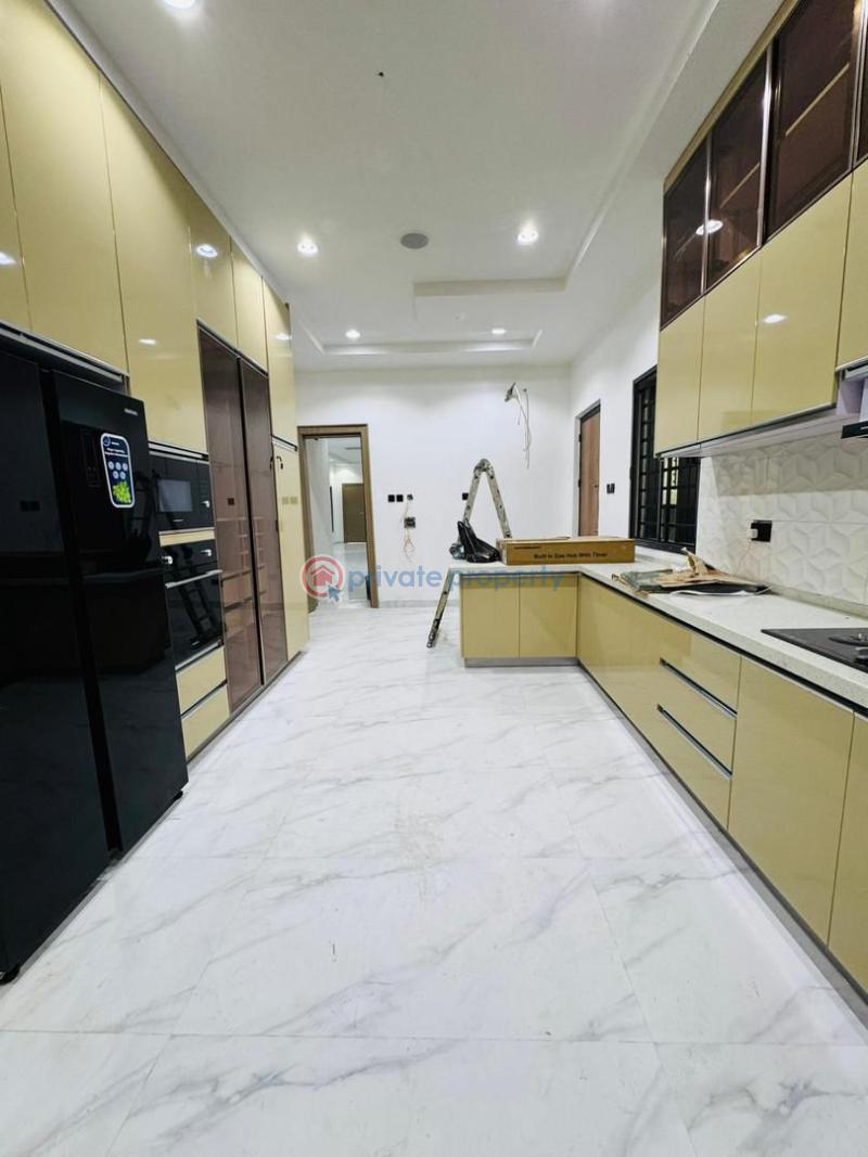 5 bedroom Detached Duplex For Sale Omole Phase 1 Ojodu Lagos - 17