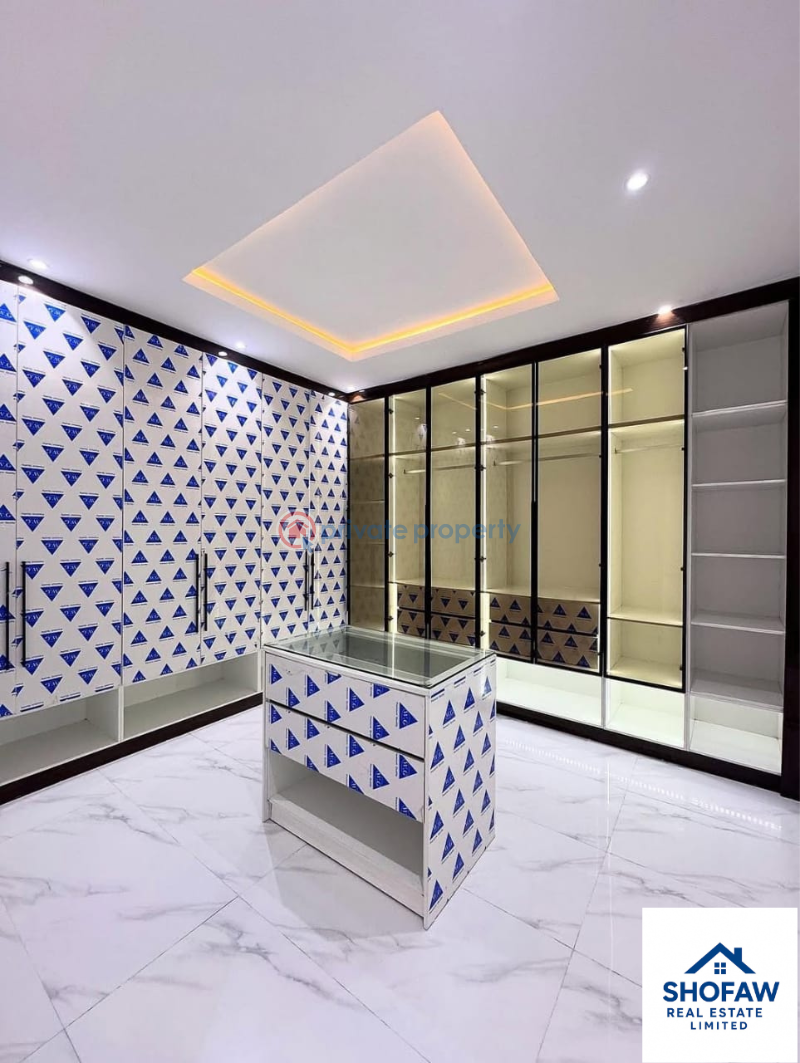 5 bedroom Detached Duplex For Sale Ikota Lekki Lagos - 3