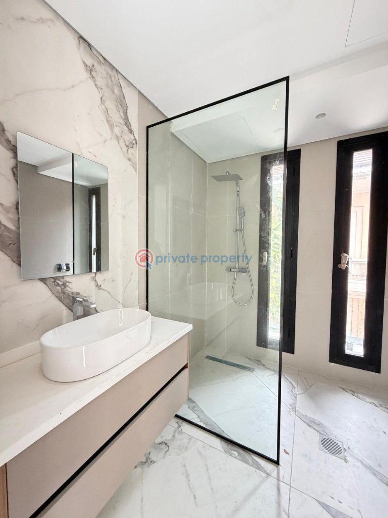5 bedroom Detached Duplex For Sale Banana Island Ikoyi Lagos - 12