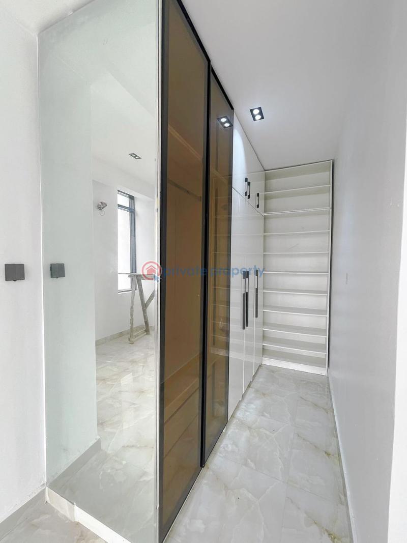 5 bedroom Detached Duplex For Sale Osapa Lekki Lagos - 15